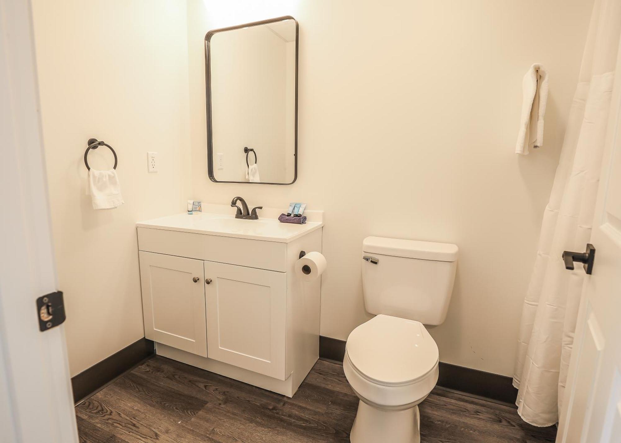 River City Inn Parsons Екстериор снимка