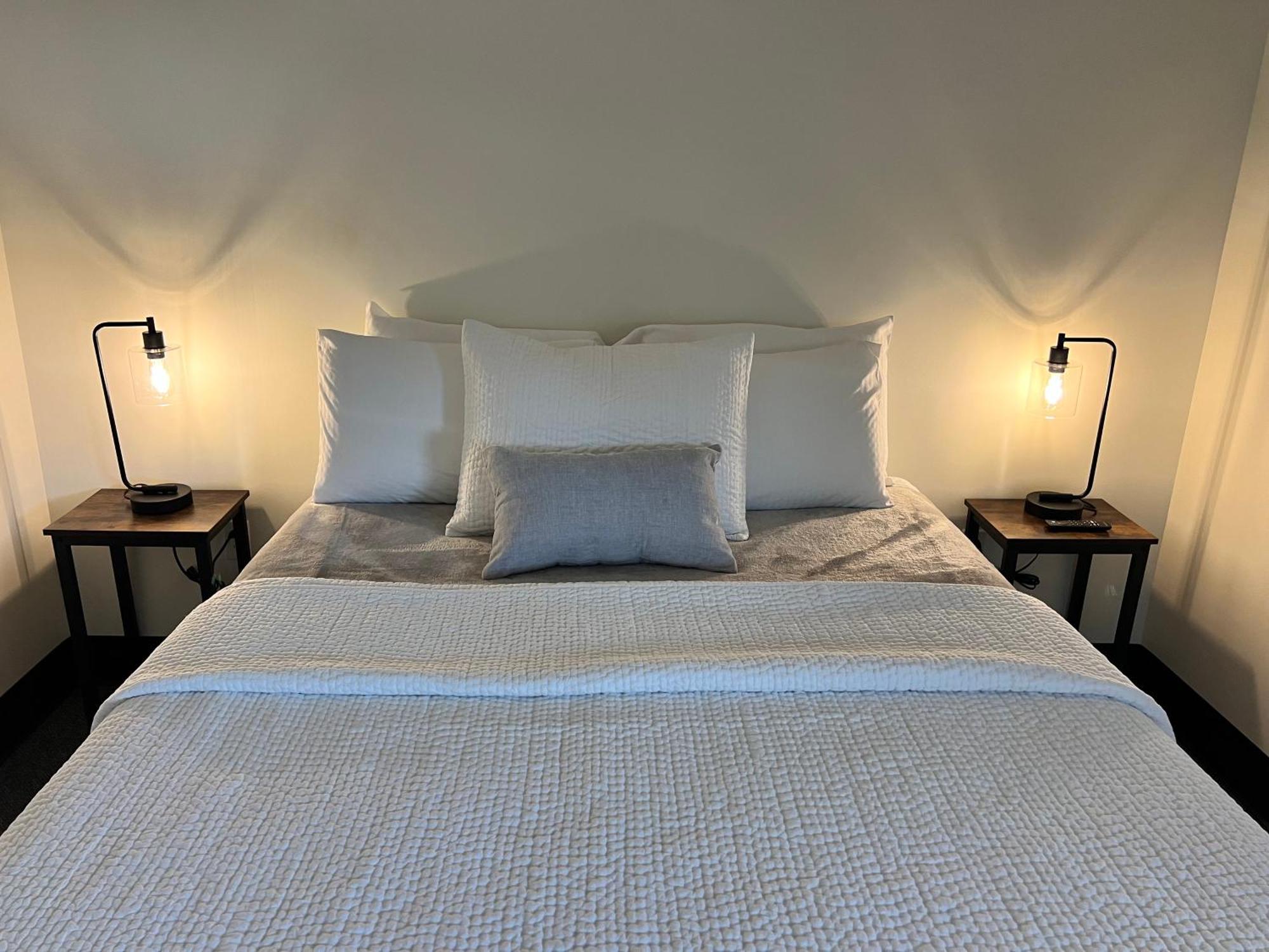 River City Inn Parsons Екстериор снимка