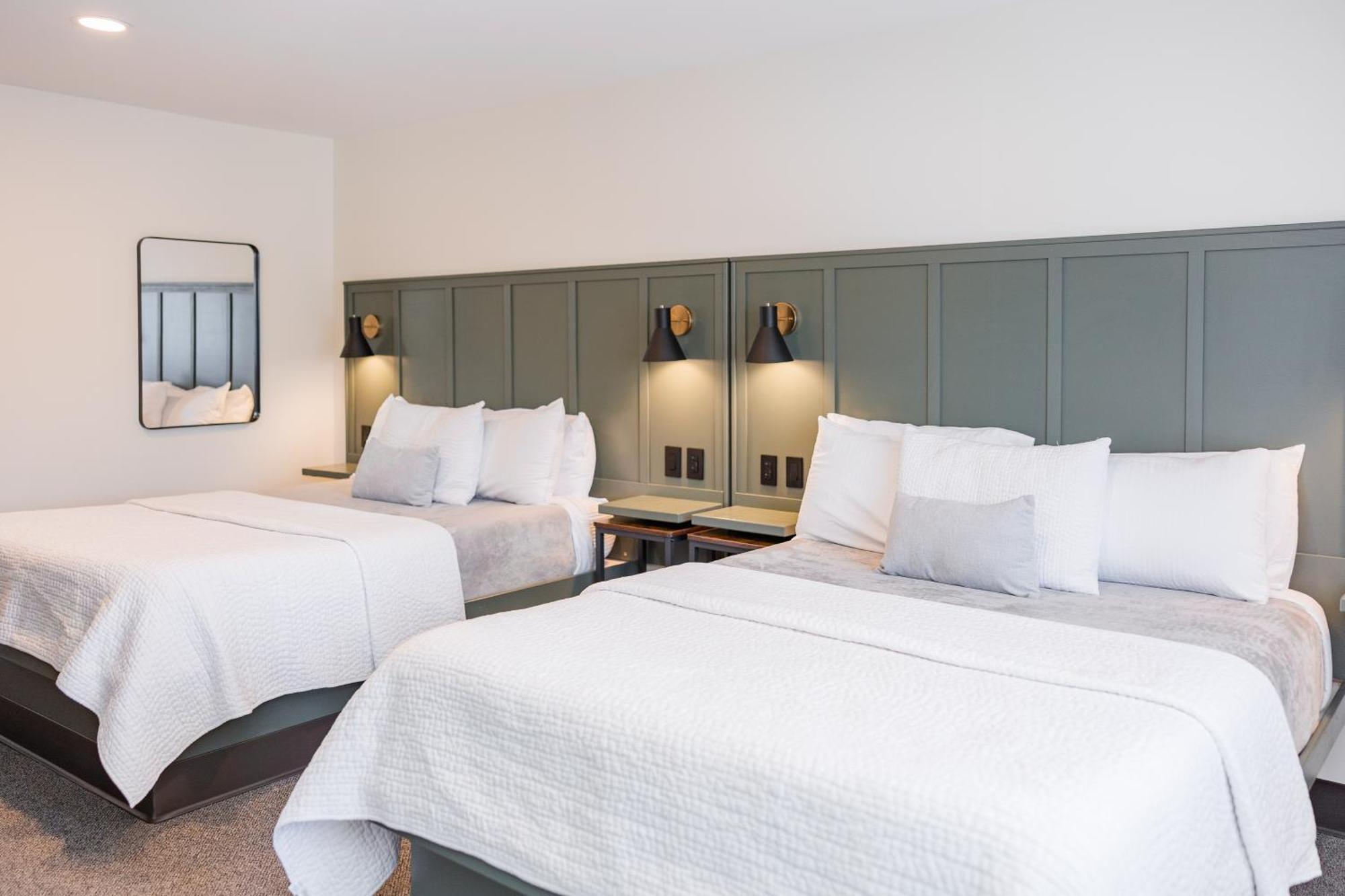 River City Inn Parsons Екстериор снимка
