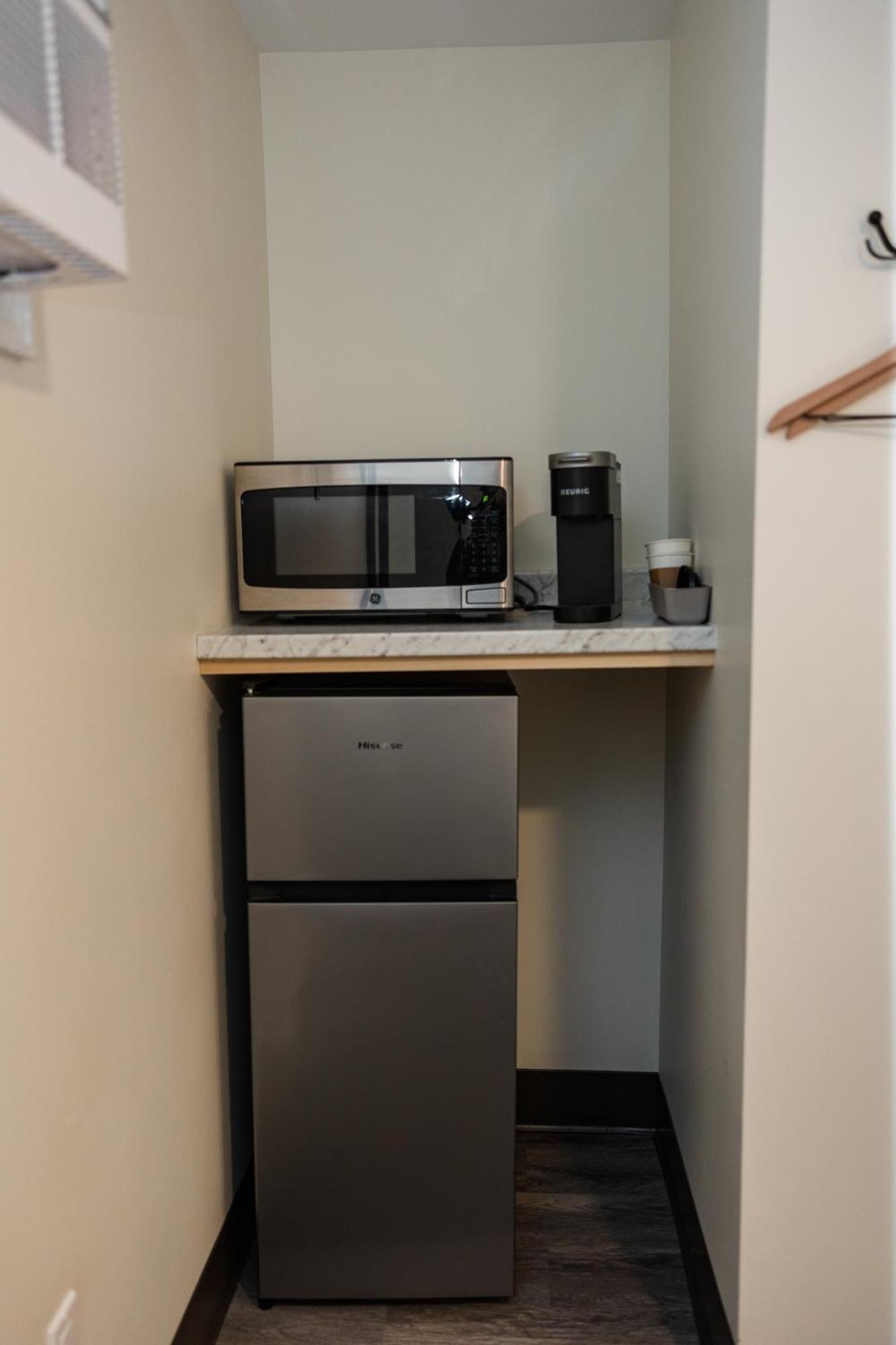 River City Inn Parsons Екстериор снимка